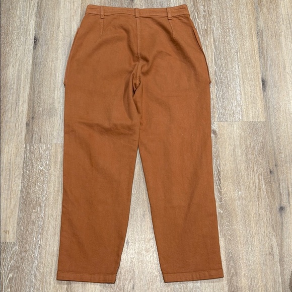 Something Navy Size 6 Tan Capris Front Pockets - Picture 4 of 13